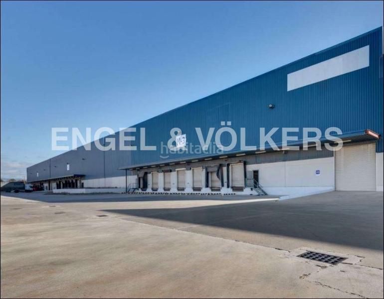Foto 6697a5b4-48af-4893-a88d-444d9a22e362. Alquiler nave industrial parque logístico , riesgo medio en Valls