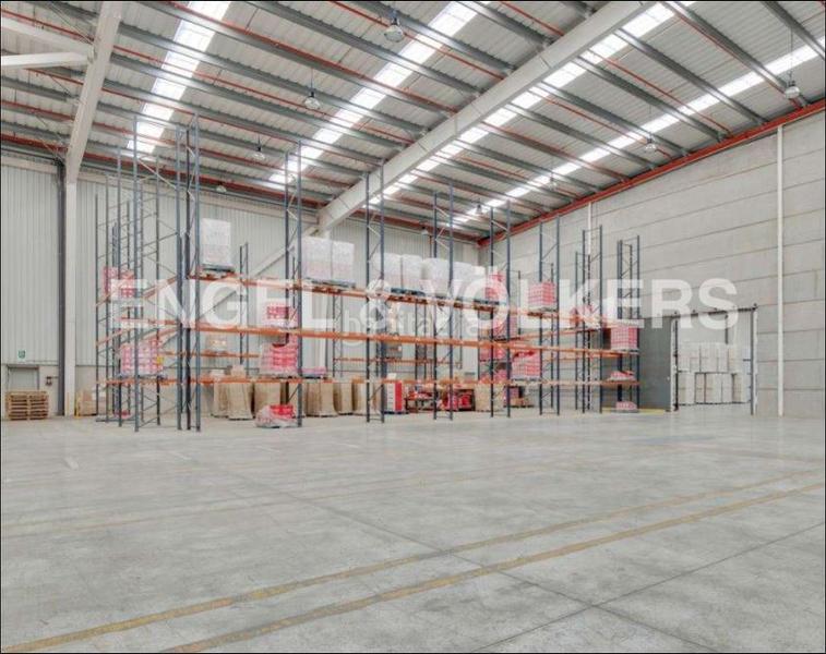 Foto cf7eef9f-4cfe-461e-89e9-3c91029f65a3. Alquiler nave industrial parque logístico , riesgo medio en Valls