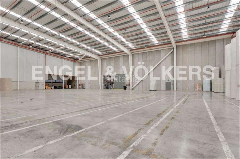 Foto d6835e4a-072f-4093-a834-9b6eb3a0ed6f. Alquiler nave industrial parque logístico , riesgo medio en Valls