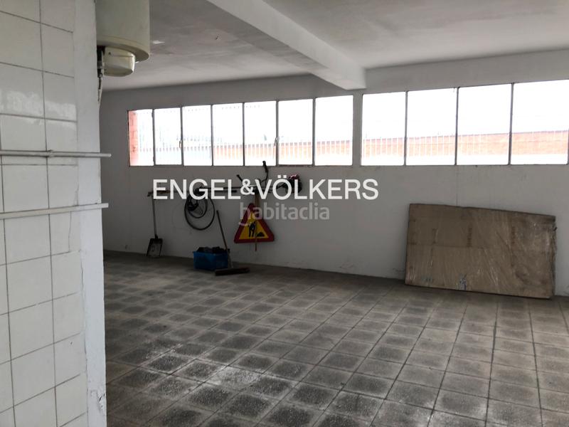 Foto 92bcb41c-e1a2-4580-a7fc-fe7fc8dcd2ad. Industrial building in Centre Rubí