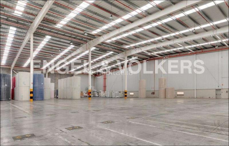 Foto 5c976dc5-ab22-4b5f-9f3c-16668c299fe8. Rent industrial building in Valls
