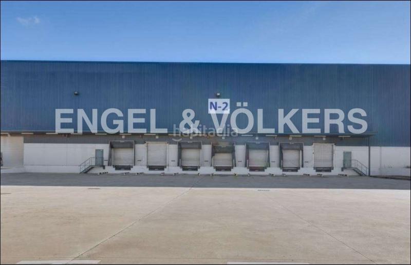 Foto 94e4e27c-bea6-44e2-b0fe-124096d13cfc. Rent industrial building in Valls