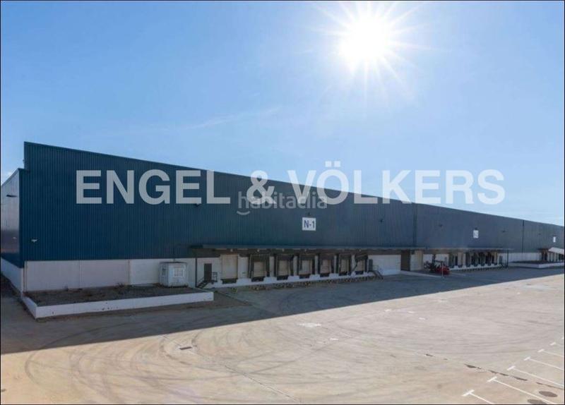 Foto dde21051-6479-4db3-bd12-97eb2fe2242f. Rent industrial building in Valls