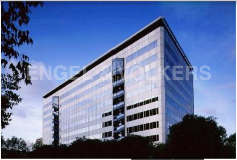 Foto a33209c8-e3d7-420c-8732-22429e186ddc. Rent office space with parking in Barri de les Corts Barcelona