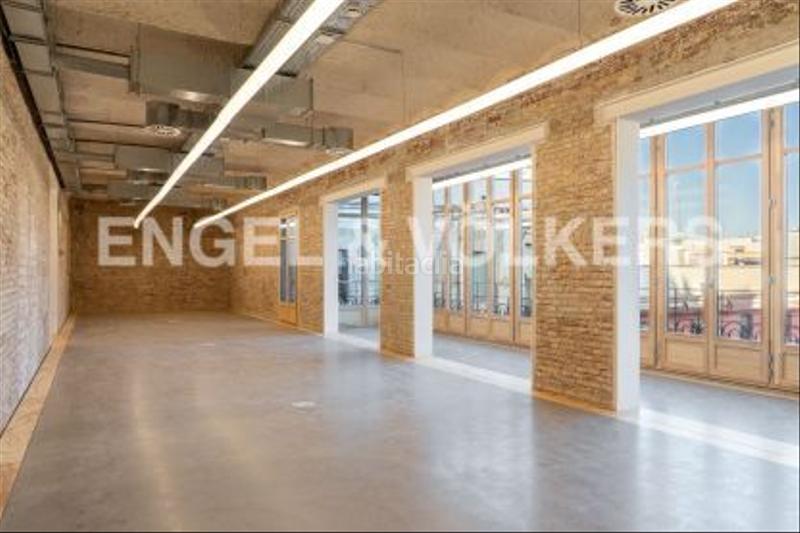 Foto 993a69b9-754e-498a-8c0e-4c5f1993fbf6. Location bureau dans St. Pere - Sta. Caterina - El Born Barcelona