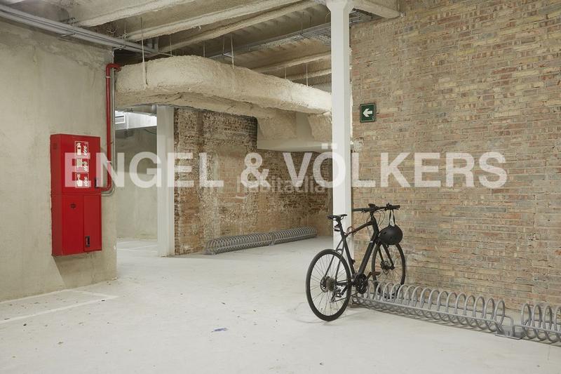 Foto b910dbae-6a40-4e7e-92f0-db36909c5c67. Miete büro in St. Pere - Sta. Caterina - El Born Barcelona