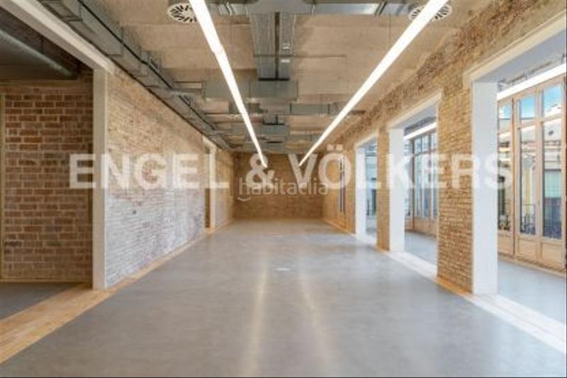 Foto db0b24f7-63b7-4f77-9e8d-db6761d2c9c2. Miete büro in St. Pere - Sta. Caterina - El Born Barcelona
