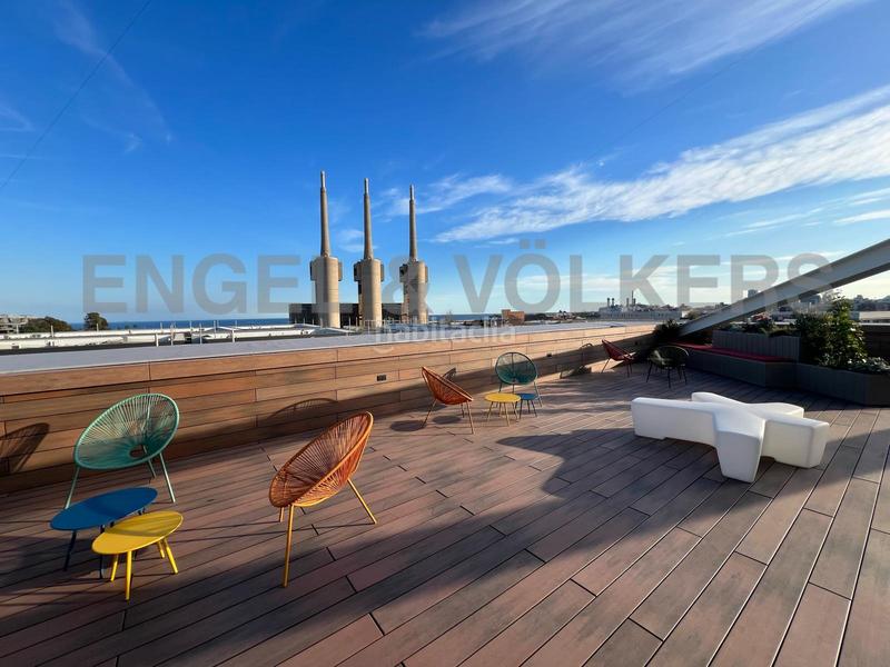 Foto 3e2ab504-9ef4-4405-b82b-fb372f206f47. Alquiler oficina s en alquiler con terraza comunitaria en Badalona