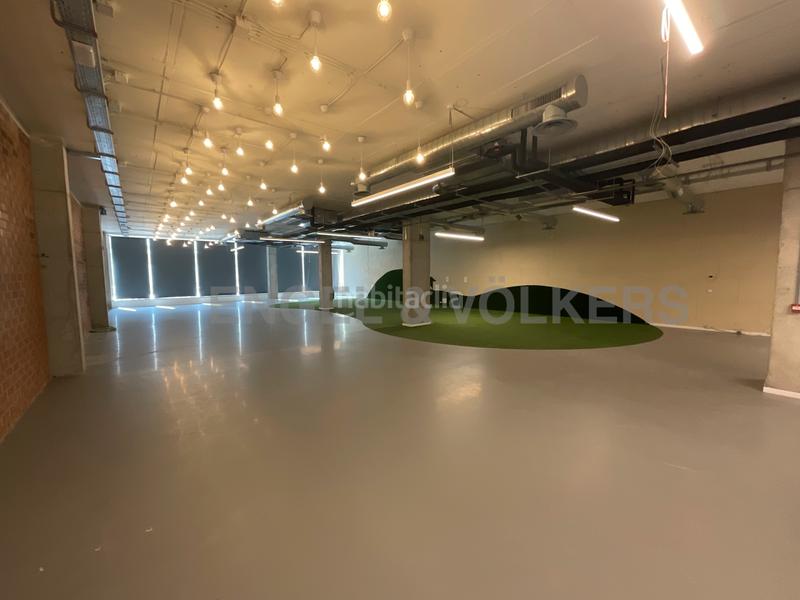 Foto a5918031-82f7-4609-b2ee-d6c79e39d38a. Alquiler oficina s con terraza en 22 en Poblenou Barcelona