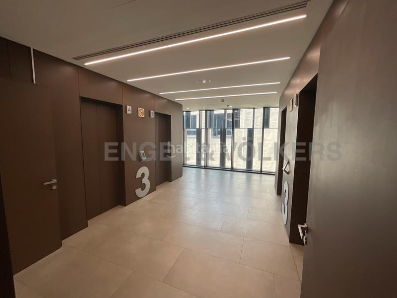 Foto b1c1abab-a996-46ad-816d-d5a7cb0e02e0. Alquiler oficina s con terraza en 22 en Poblenou Barcelona