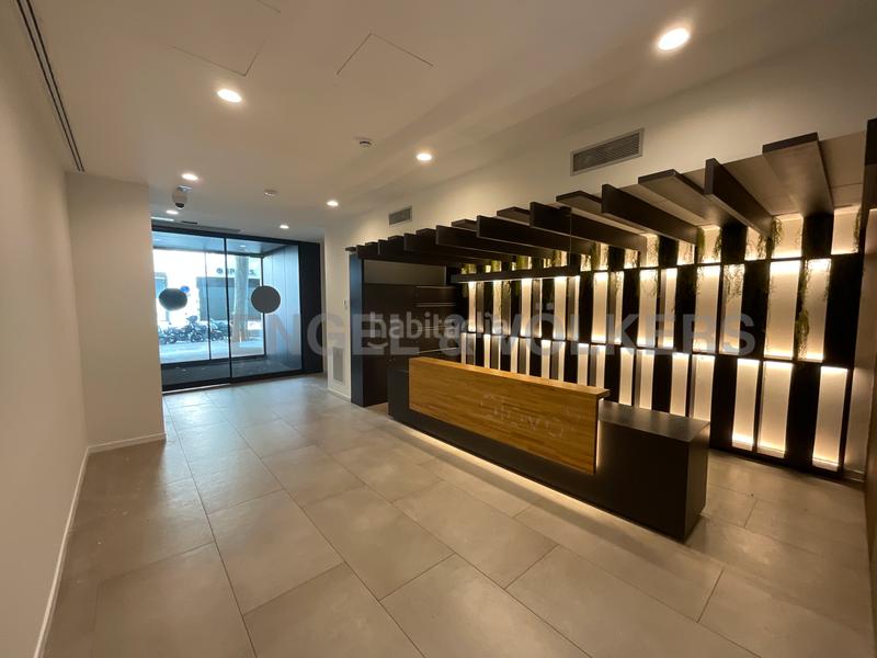 Foto 3d07babf-5182-40b7-aa66-ca96f1f494ea. Rent office space with parking in Poblenou Barcelona