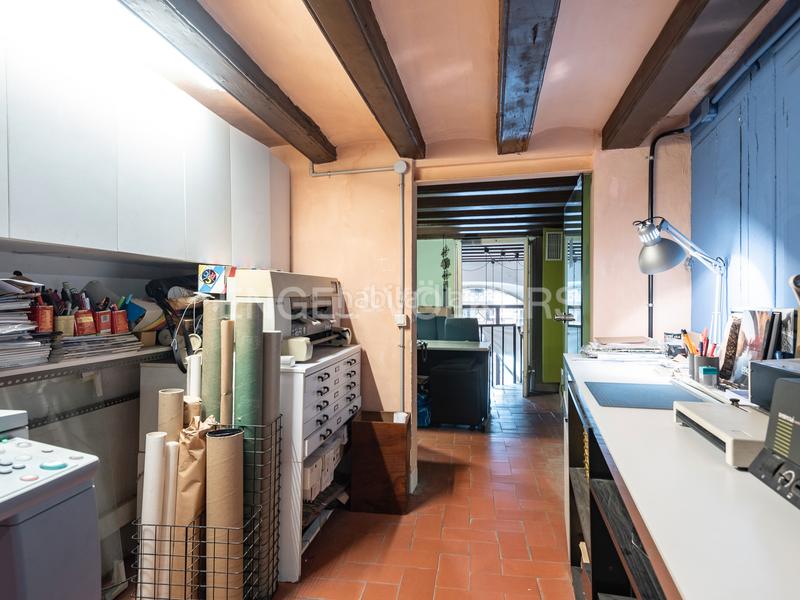 Foto 5cc3c6f4-e189-4b4e-8fdf-a49f3c906d00. Locale commerciale in Gòtic Barcelona