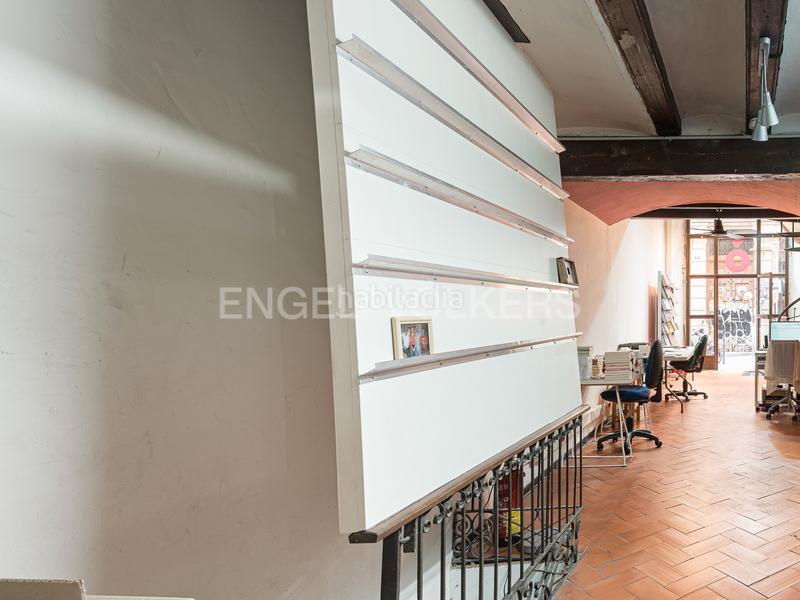 Foto 9d425b71-5e6b-4948-a3a3-29bd9098dac3. Locale commerciale in Gòtic Barcelona