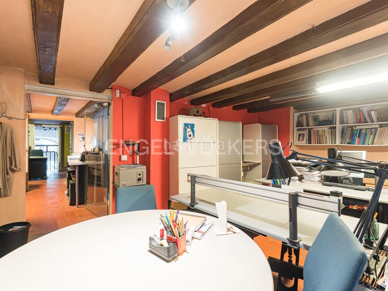 Foto e3b32706-270d-4aac-bd52-ada1c1079e6c. Locale commerciale in Gòtic Barcelona