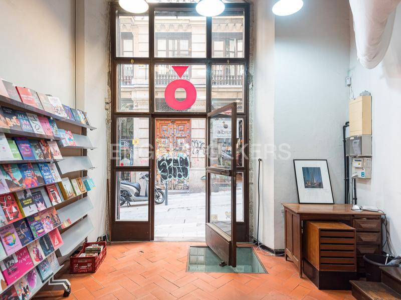 Foto fe0ea421-4406-4406-ad23-dd6ab6bee50e. Locale commerciale in Gòtic Barcelona