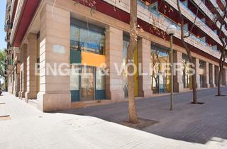Lloguer Local Comercial a Barri de les Corts. Local en calle comtes de belllloc
