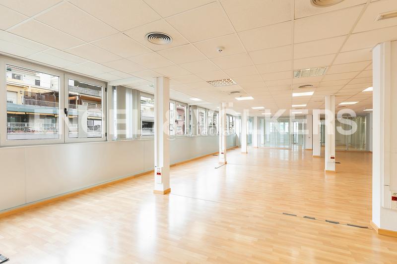 Foto 133ba818-03b8-4144-b124-3271091ca37e. Location bureau avec parking dans Sant Gervasi - Galvany Barcelona