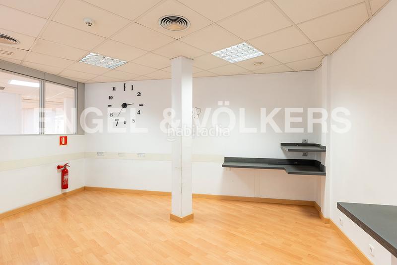 Foto 3a2c3263-18fc-4b80-9b06-229608877032. Rent office space with parking in Sant Gervasi - Galvany Barcelona