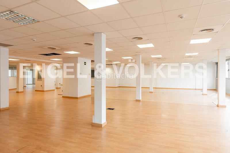 Foto 4635bf4c-1e5e-4645-81d5-7c9150b4637c. Rent office space with parking in Sant Gervasi - Galvany Barcelona