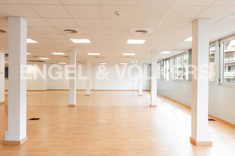 Foto 5d3c7c91-61bb-4d77-ab5d-90f9ff8854f9. Rent office space with parking in Sant Gervasi - Galvany Barcelona