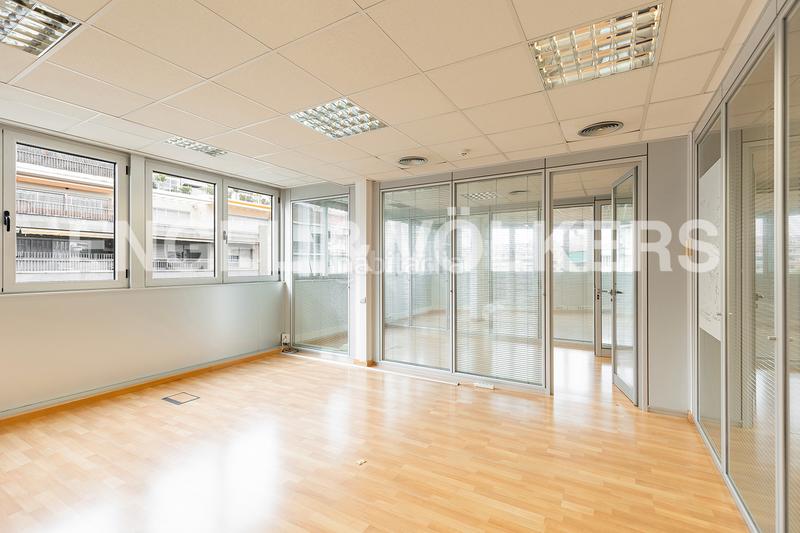 Foto e2fe92aa-dd29-4268-9b47-cfed57f3adbd. Rent office space with parking in Sant Gervasi - Galvany Barcelona