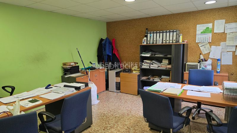 Foto 31794d86-061e-4d25-99e8-824445a2d34e. Local comercial a Sant Andreu de Palomar Barcelona