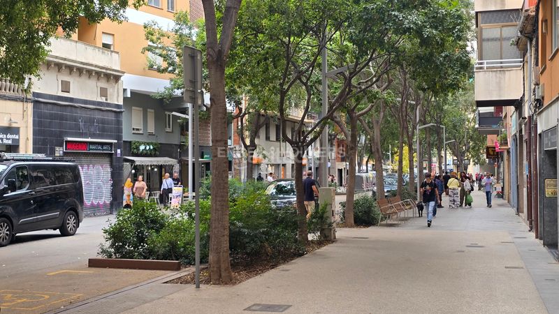 Foto be8e2160-b443-4b5e-b8d9-775d6d8fe307. Local comercial a Sant Andreu de Palomar Barcelona