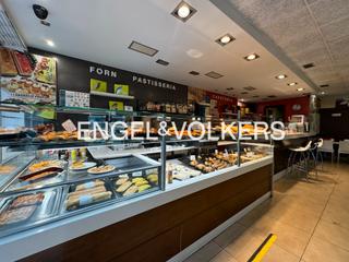Location Local commercial à Sant Ramon - Maternitat. Panadería con degustación en les corts