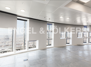 Rent Office space in El Parc i la Llacuna del Poblenou. Oficina en rascacielos en torre glòries