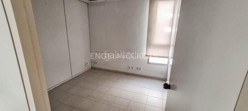 Foto 2a38eb22-efaa-4170-ba47-4fa8bc9106fa. Lloguer local comercial a Estació de França Mollet del Vallès