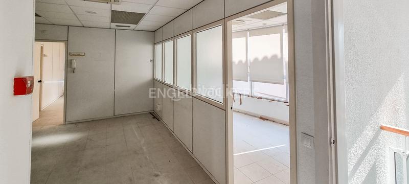 Foto 32d8a6b2-974b-49e6-bb72-94d7e423cd2c. Lloguer local comercial a Estació de França Mollet del Vallès