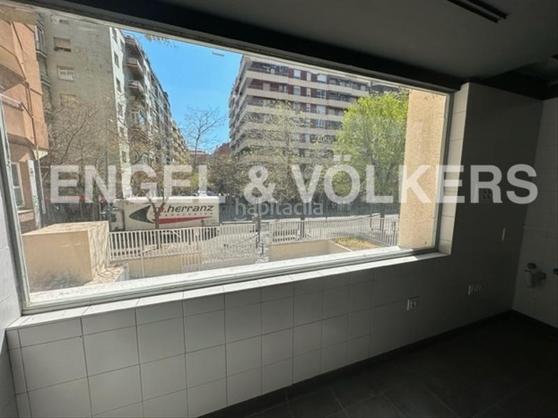 Foto 1e593a27-3fb5-412e-bc70-e1fff505b6cf. Lloguer local comercial a Sant Ramon - Maternitat Barcelona