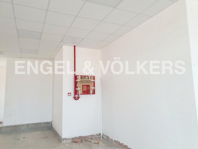 Foto 7d2898ec-ac73-43a8-8b5a-3a8fdd6f5a93. Location bureau dans Sant Josep Hospitalet de Llobregat (L´)
