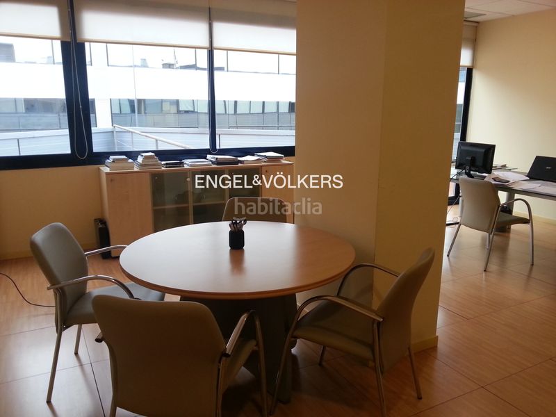 Foto 0000b492-c8f7-42d1-846a-f1cf38c3e6fa. Oficina  a la venta en edificio corpotativo. en Sant Cugat del Vallès