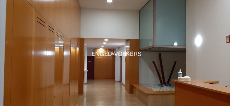 Foto c075c9e7-ccc3-46f9-b556-5fd05a10a579. Oficina  a la venta en edificio corpotativo. en Sant Cugat del Vallès