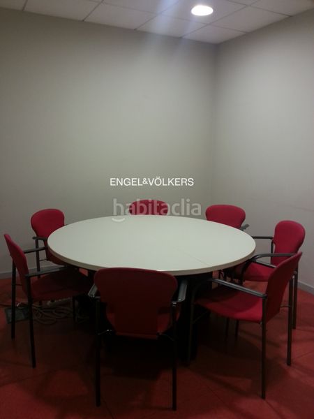 Foto f4d809aa-2ee2-4d55-9b6e-e831bde5a3d1. Oficina  a la venta en edificio corpotativo. en Sant Cugat del Vallès