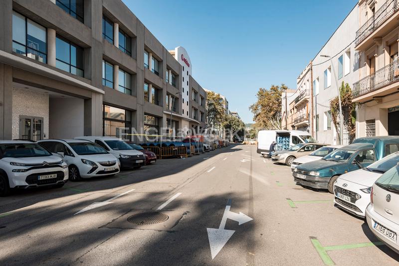 Foto 3156572e-8f55-40d0-8fbf-2c48160f1c48. Affitto ufficio con parcheggio in La Vila Olímpica del Poblenou Barcelona