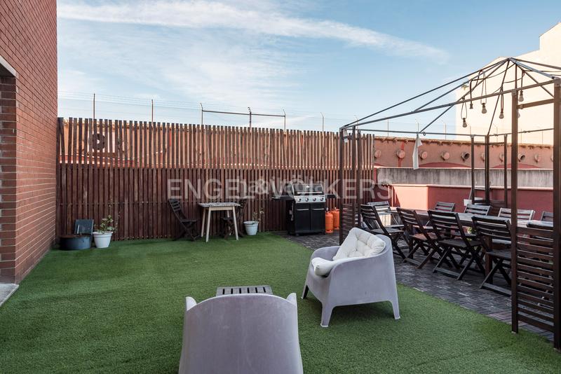 Foto 8d6a6851-6a2a-49db-9f9d-9a6de2c05443. Affitto ufficio con parcheggio in La Vila Olímpica del Poblenou Barcelona