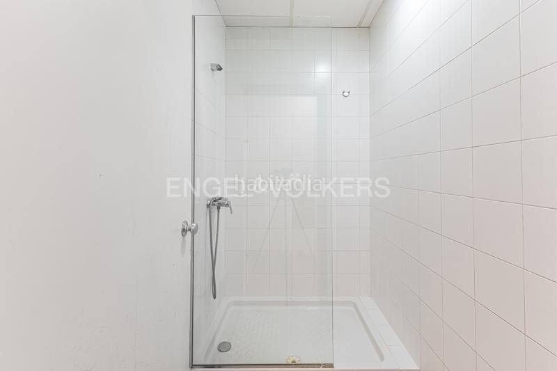 Foto 98618012-f517-4d00-9e78-513d6a66afda. Alquiler oficina luminosa y moderna oficina en La Vila Olímpica del Poblenou Barcelona