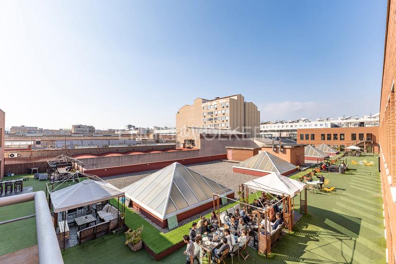 Foto 29c2c93d-8700-458c-9aad-2fae3c804963. Location bureau avec parking dans La Vila Olímpica del Poblenou Barcelona