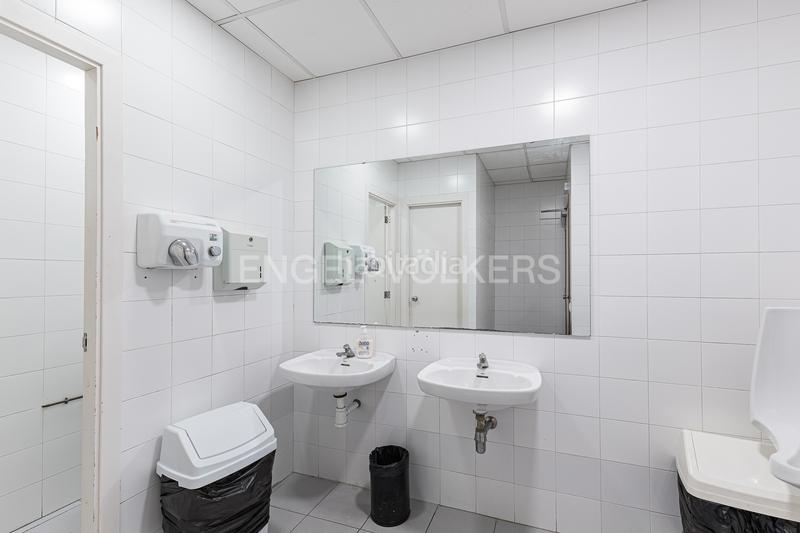 Foto bacc769c-06ac-4995-8ff4-6161258f1ff6. Rent office space with parking in La Vila Olímpica del Poblenou Barcelona