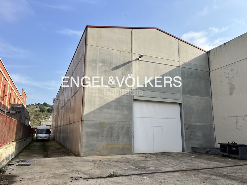 Foto fb4abc5a-5e9a-4dd1-8cb6-3912ef71d635. Miete fabrikhalle in Can Cuiàs Montcada i Reixac