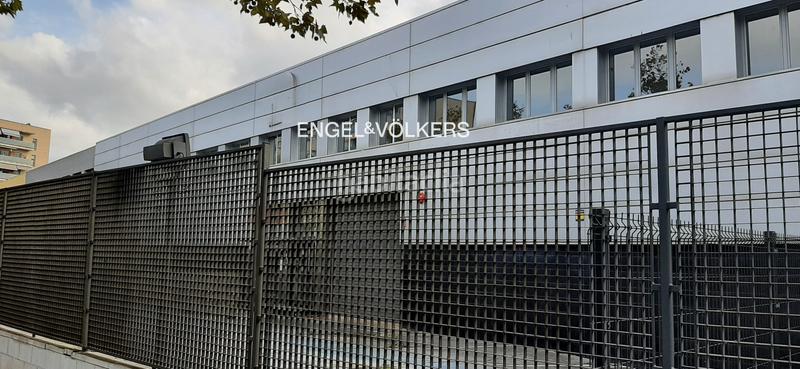 Foto e4cce571-f05f-4682-98a4-ba2eb05192d3. Lloguer local comercial a Centre-Eixample-Can Llobet Barberà del Vallès