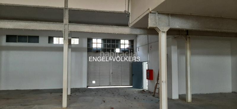 Foto 42a1ca7c-1839-49f3-9e99-3e29be9b1648. Location local commercial dans Centre-Eixample-Can Llobet Barberà del Vallès