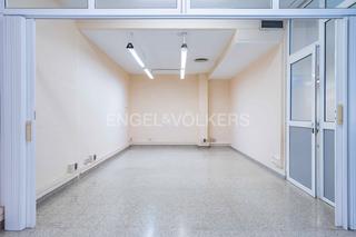 Lloguer Local Comercial a Sant Josep. Gran local en sant josep, hospitalet