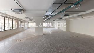 Rent Office space in Vallcarca - Penitents. Gran oficina en gracia