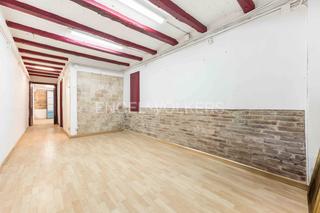 Business premise in Vila de Gràcia. Local en venta en el barrio de gracia