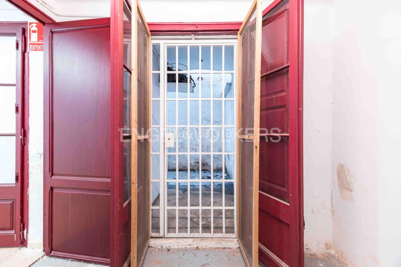 Foto 50082296-fd45-42f3-915f-4b4cfa475cbc. Local commercial dans Vila de Gràcia Barcelona