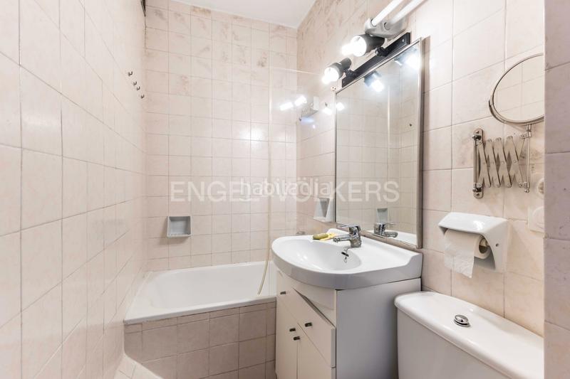 Foto cf9514c7-72d0-4c9c-8e9e-585553521a73. Local commercial dans Vila de Gràcia Barcelona