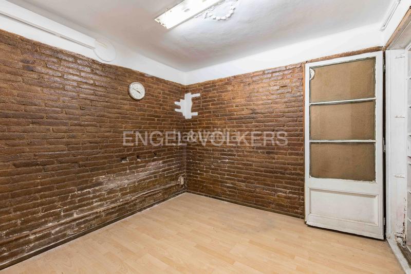 Foto df947281-df40-4d1e-bcb1-8369cb22e78b. Local commercial dans Vila de Gràcia Barcelona